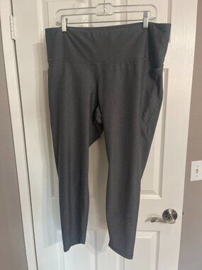 Old Navy PowerSoft High-Rise Gray Cropped Leggings XXL